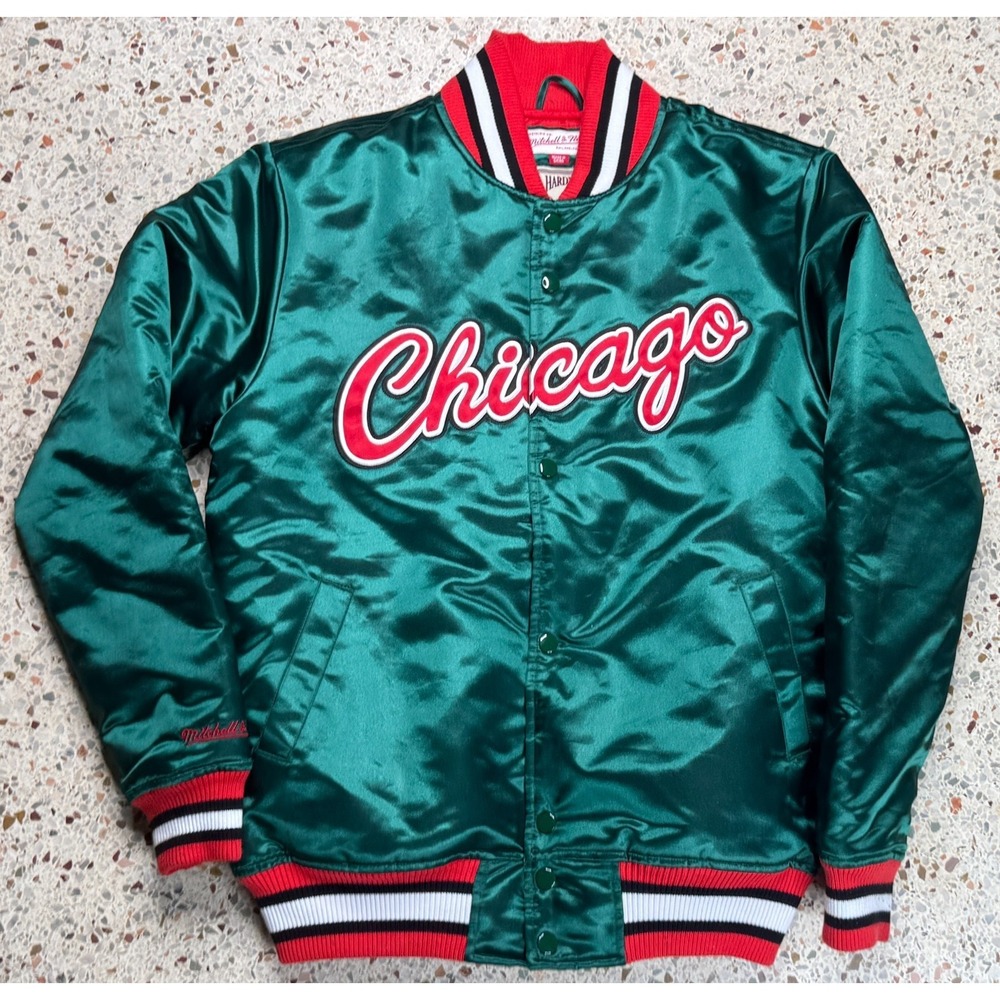 Mitchell & Ness Hardwood Classics Rare NBA Chicago Bulls Green Jacket Size S